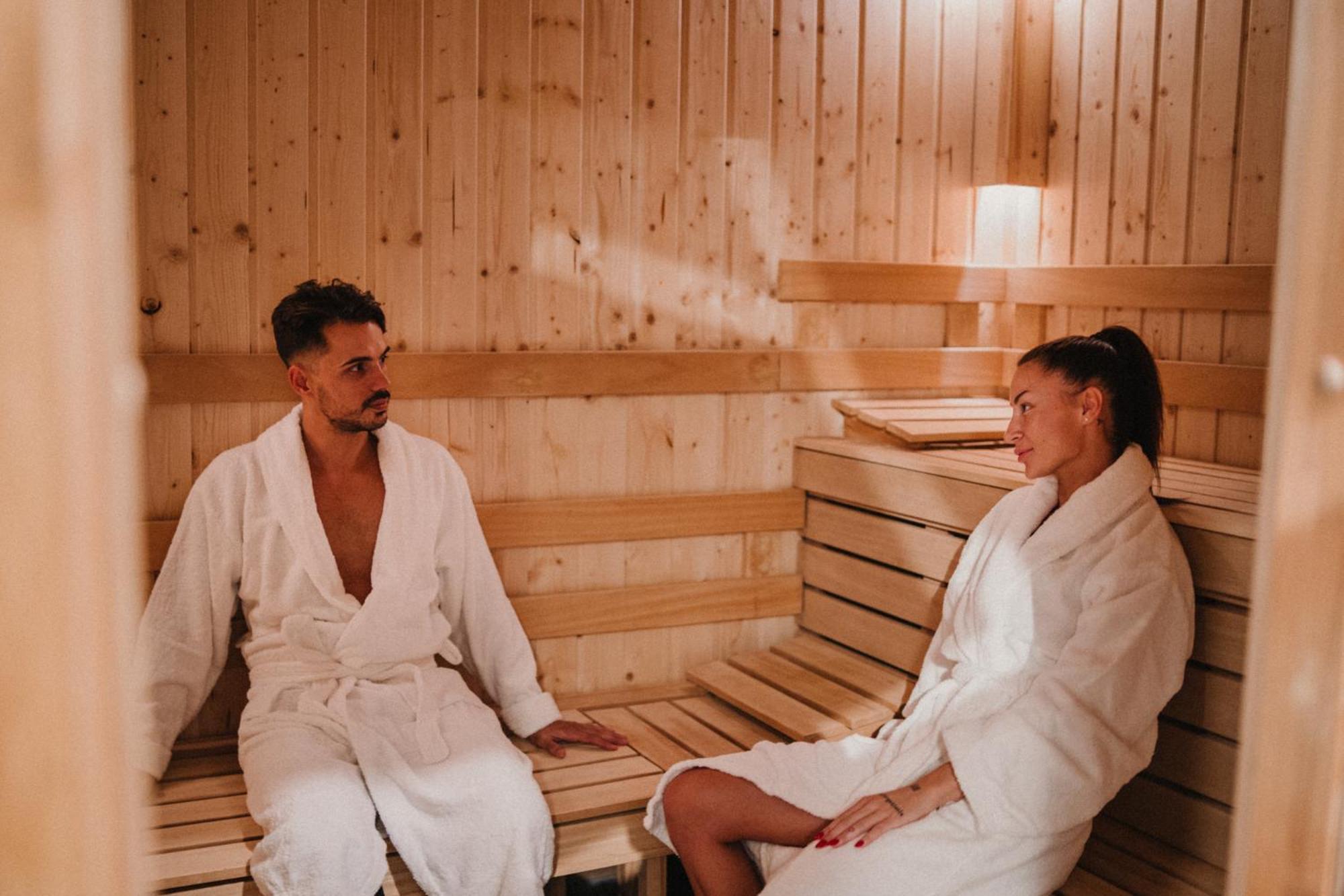 Adeo Hotel Sport & Spa Ruse Bagian luar foto